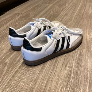 Adidas Samba
